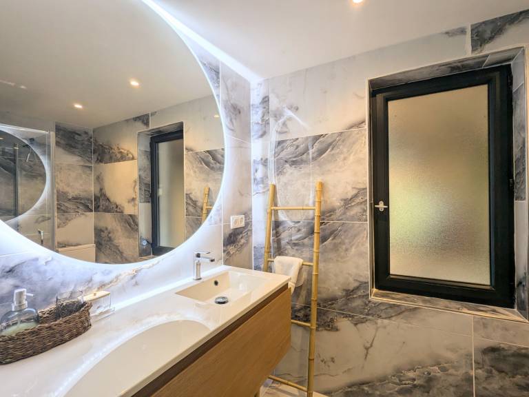 Charming cottage in Berry with terrace and Nordic bath — photo 4