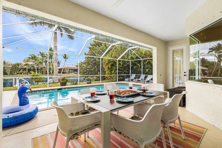 Luxury 4 Bedroom, Heated Pool. Billiard Room! Amazing Upscale Decor!- Villa Jolie - Roelens — photo 3