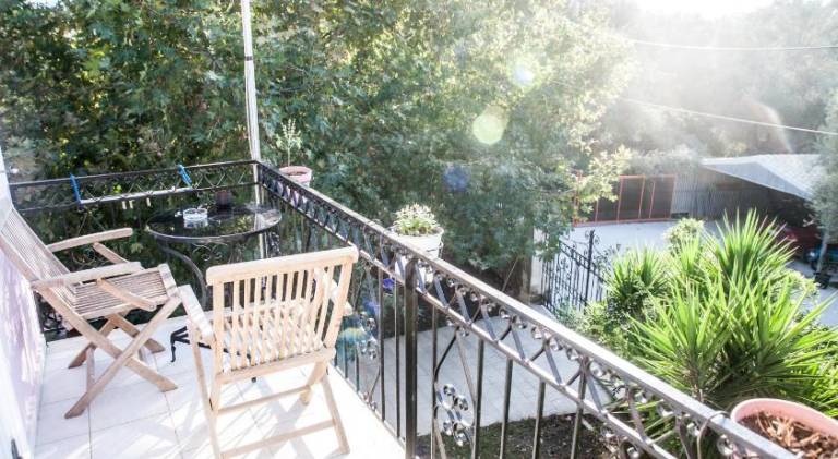 Vacation home with garden & terrace — photo 4