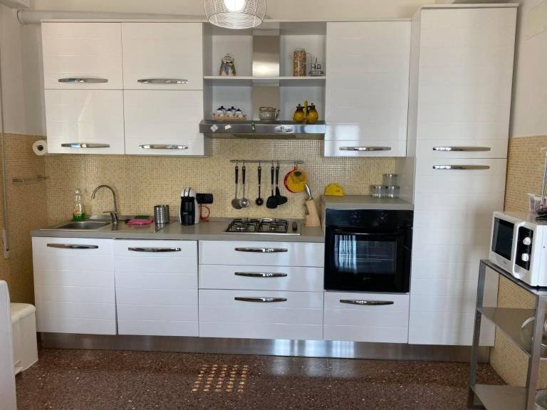 Holiday apartment with 2 rooms for 6 persons — photo 2