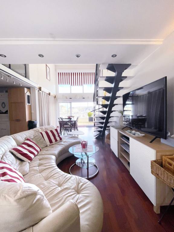 Apartment with terrace | Water view — photo 2
