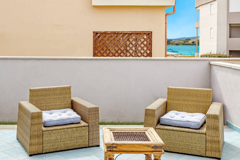 Colombo Apartment with Sea View, Wi-Fi and Air Conditioning in Golfo Aranci
