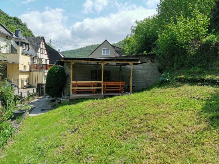House  Bacharach