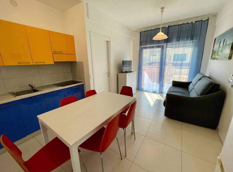 Apartment with 3 rooms for 6 persons — photo 2