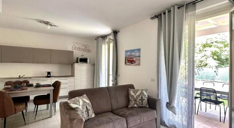 Rental apartment with yard & pool | Dogs allowed — photo 2