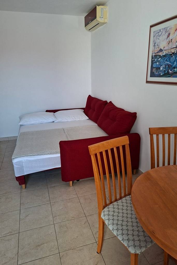 One bedroom apartment with terrace and sea view Lokva Rogoznica, Omiš (A-25499-a) — photo 5