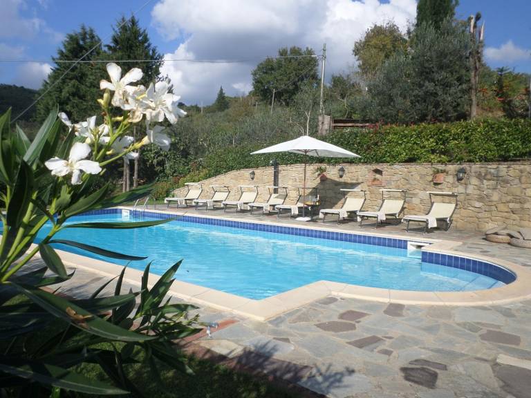Villa with grill, garden & patio — photo 2