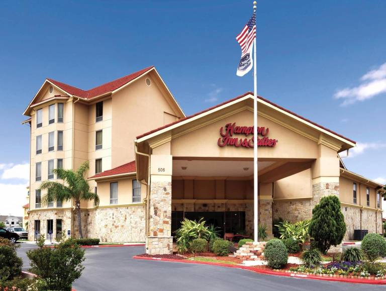 Hampton Inn & Suites Houston/Clear Lake-NASA Area in Webster, TX