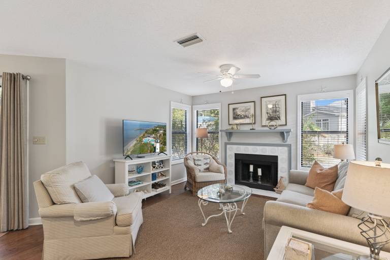 Harbour Oaks, Unit 419 — photo 4