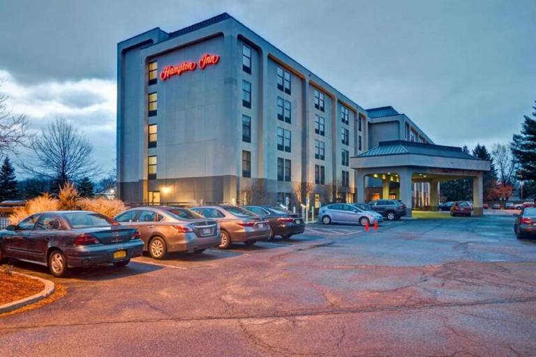 Hampton Inn Albany-Wolf Road (Airport) in Latham, NY