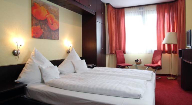TOP Hotel Amberger Wuerzburg — photo 2