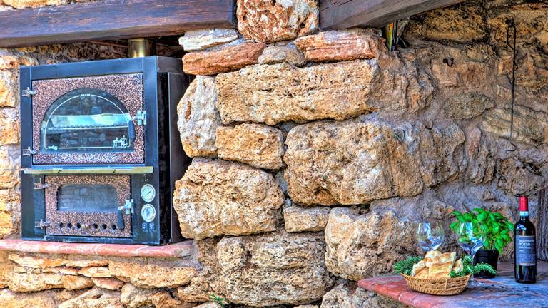 Fully equipped nice villa with patio, grill & garden | Suitable for remote work | Dogs allowed — photo 3
