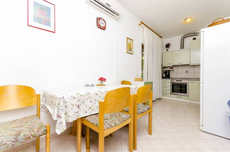 Nice apartment with patio | Sea view | Dogs allowed — photo 5