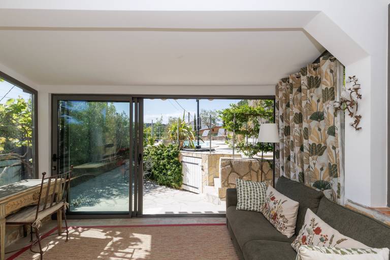 Villa with barbecue, private pool & terrace | Pet-friendly — photo 5