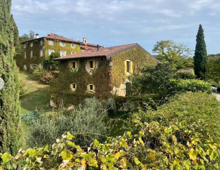 200 m&sup2; Ferienhaus