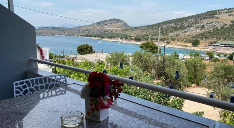 Διαμέρισμα Εξαμίλι Αγίων Σαράντα
