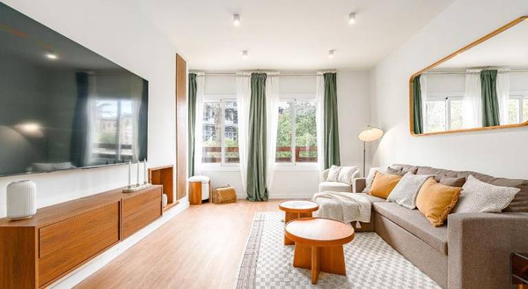 Apartment with 4 rooms for 9 persons in San Ramon, CA