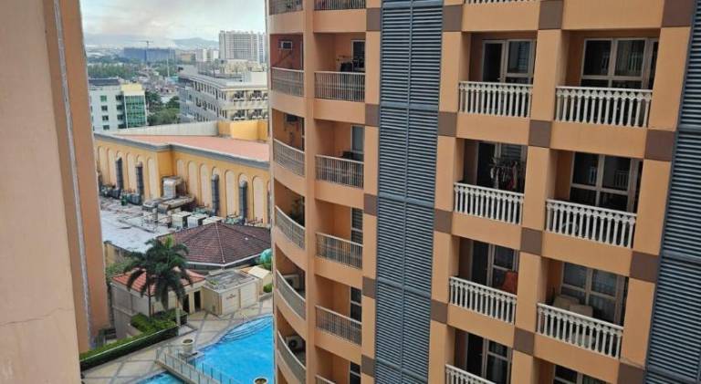 Holiday apartment with pool — photo 5