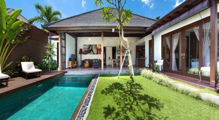 Villa with pool in Kuta