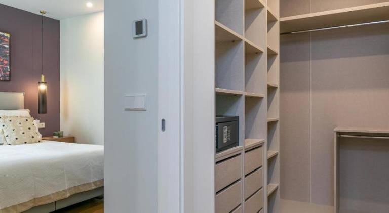 Holiday apartment | Near Puerta de Alcalá | Suitable for remote work | Dogs allowed — photo 2