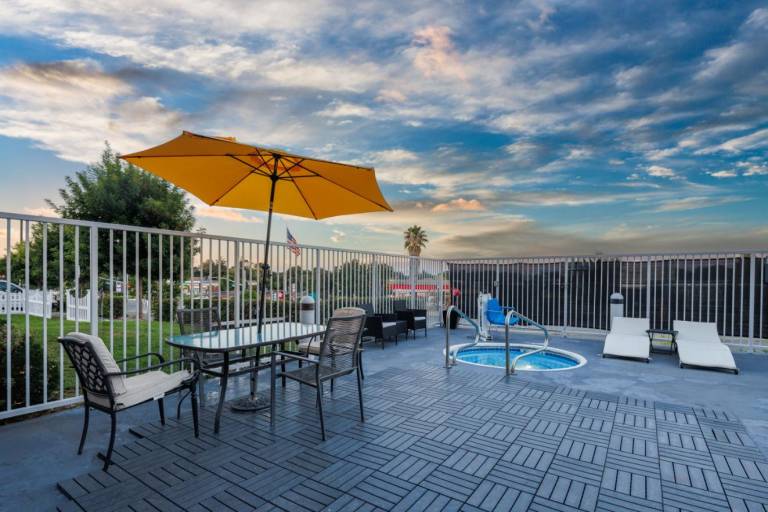 Sonesta Essential Vacaville - Napa Valley — photo 5