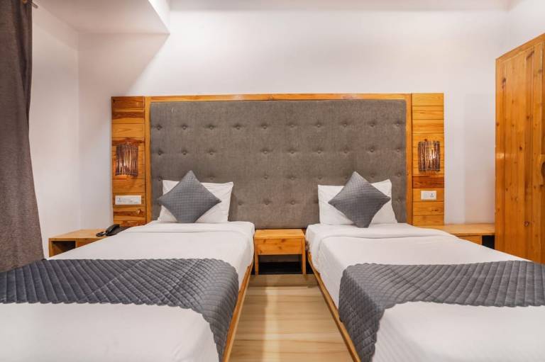 Hotel Loki s Forest Inn