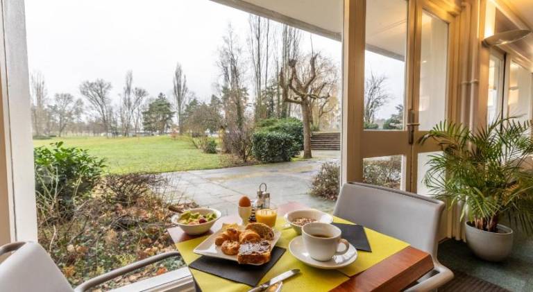 Brit Hotel Le Parc Vichy — photo 5