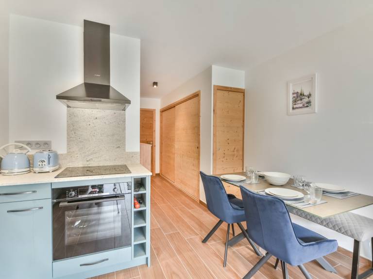 The Genepi - Ski-In/Ski-Out New 1BR+Cabin, Sleeps 4-6, Near Slopes — photo 3