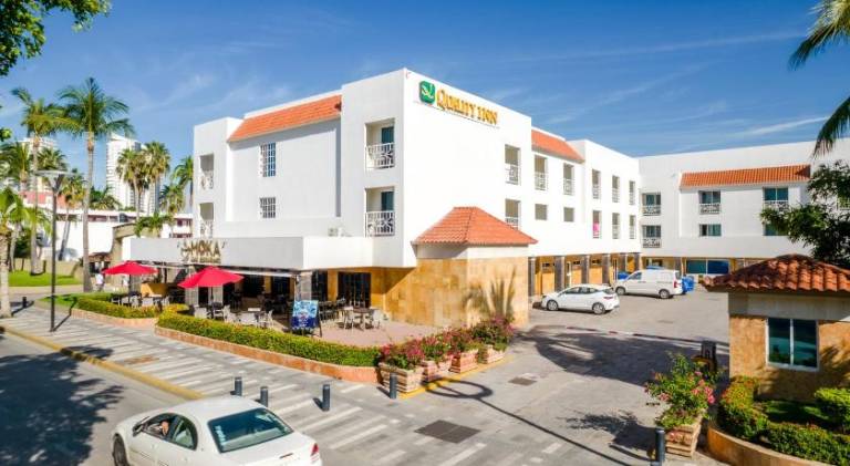 Quality Inn Mazatlan — photo 5