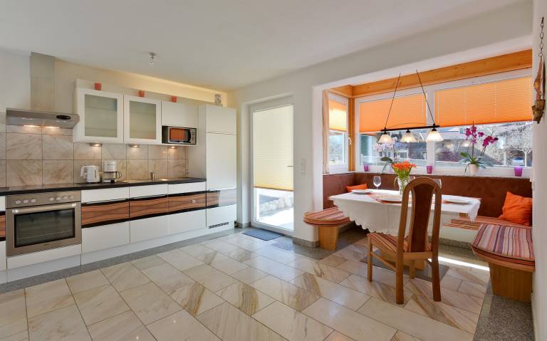 Vacation home with patio, grill & yard | Ski nearby | Pets are welcome — photo 2