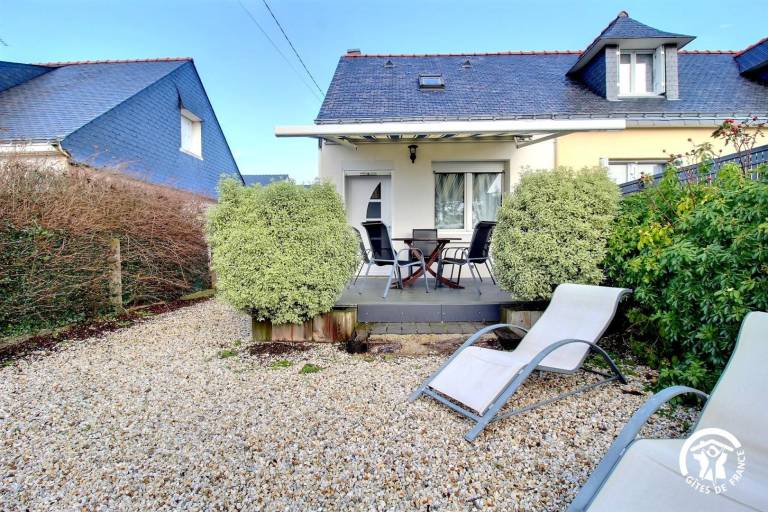 Gite with garden, patio & barbecue — photo 2