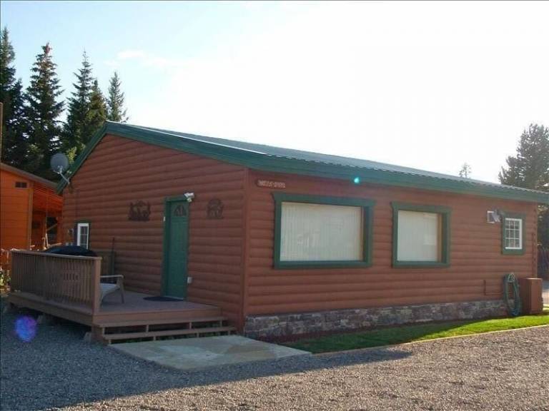 Cabin West Yellowstone