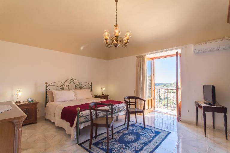 Vacation home | Close to Duomo of San Giorgio — photo 2