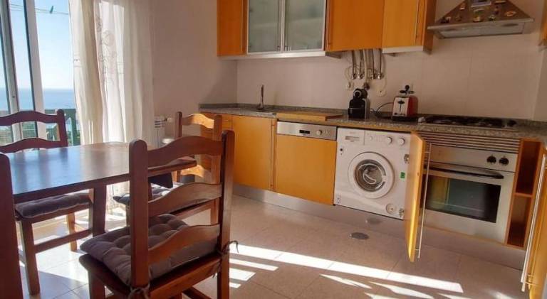 Ample holiday apartment with jacuzzi | Next to the beach | Pet-friendly — photo 4