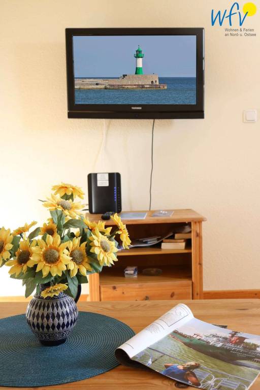 Villa Drei Rosen Ferienwohnung 4 in Binz: 75 m², WLAN, Privatparkplatz, Garten — photo 2