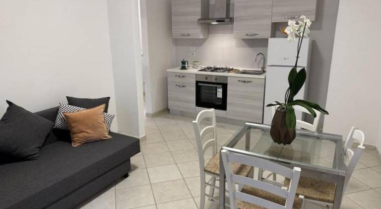 Apartment with 2 rooms for 4 persons — photo 2