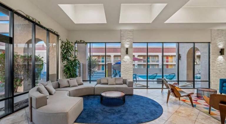Signature Inn Indio I-10 Coachella Valley by Sonesta — photo 2