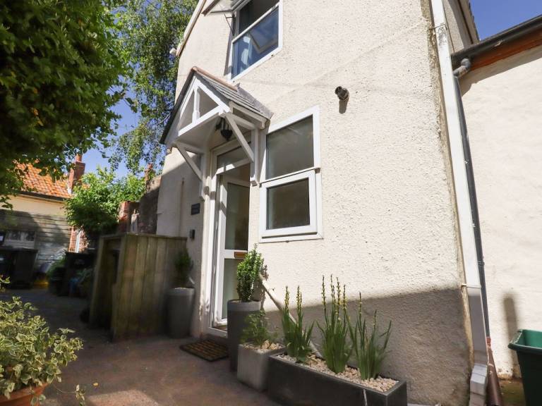 Cottage Shaldon