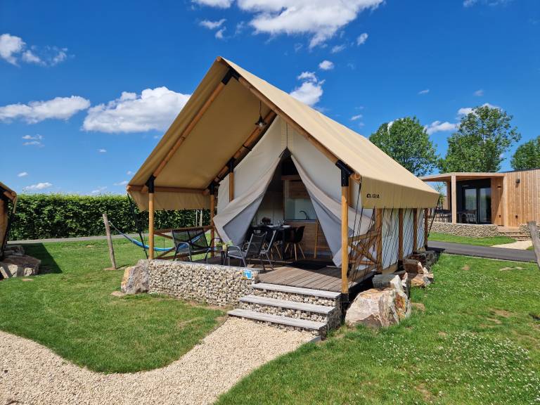 Glamping tent Luxury 4 2