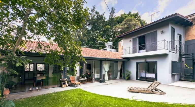 200 m&sup2; Ferienhaus