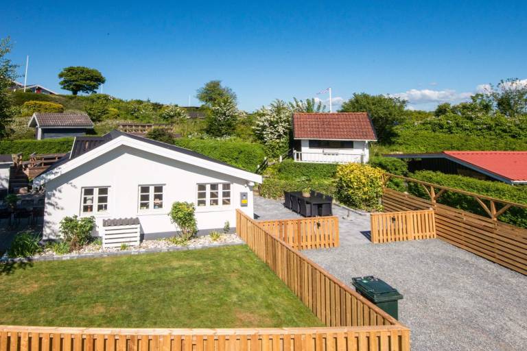 House with patio & garden in Kolding