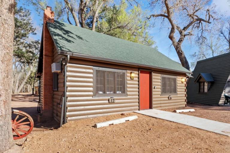 House West Colorado Springs