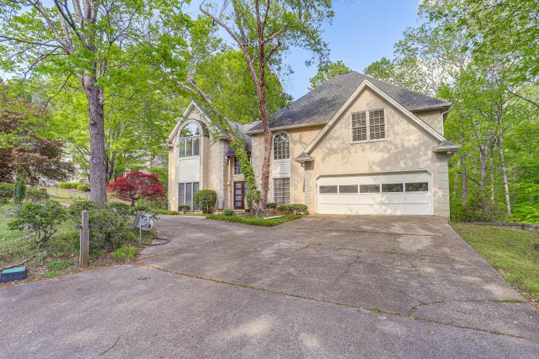 3 Mi to Roswell Riverwalk: Spacious Getaway! — photo 3