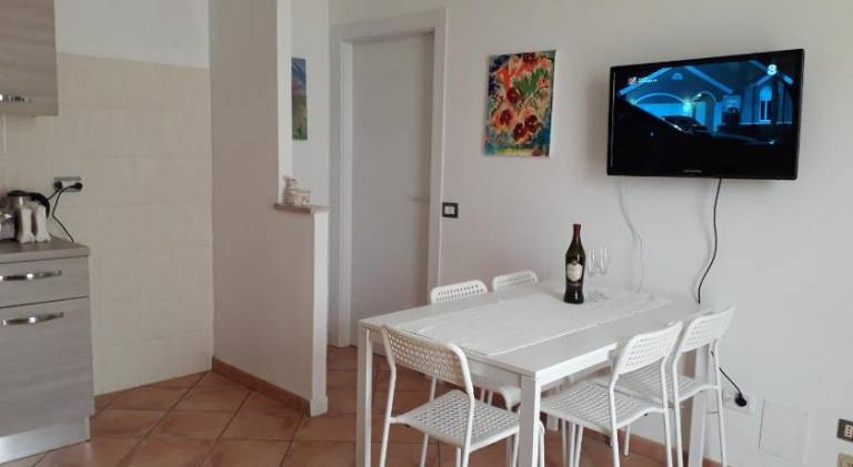 Holiday apartment with 2 rooms for 6 persons — photo 3