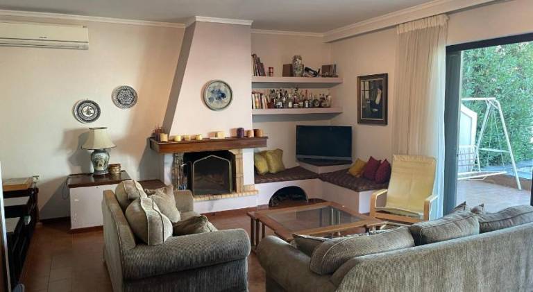 Maria's Apartment, Selianitika in Aigialeia