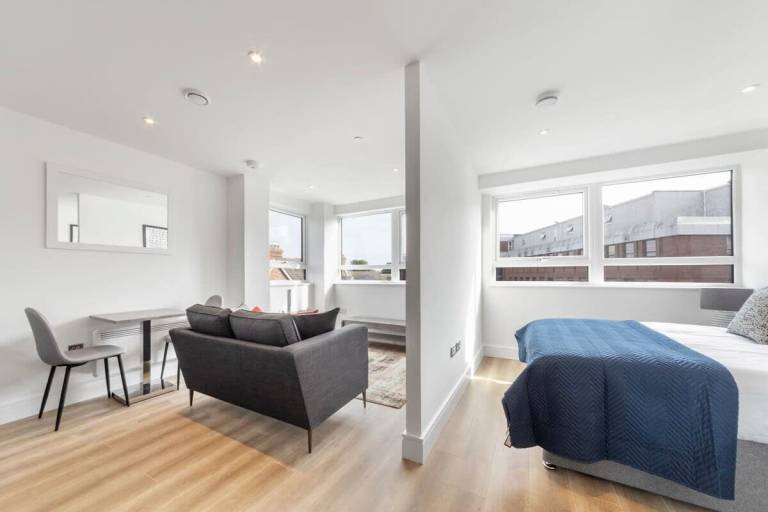 Apartment East Grinstead