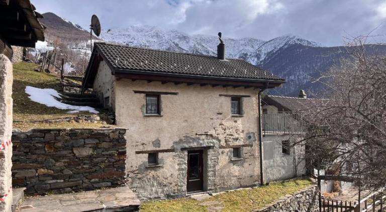 Vacation home with terrace & yard | Pets are welcome in Ascona