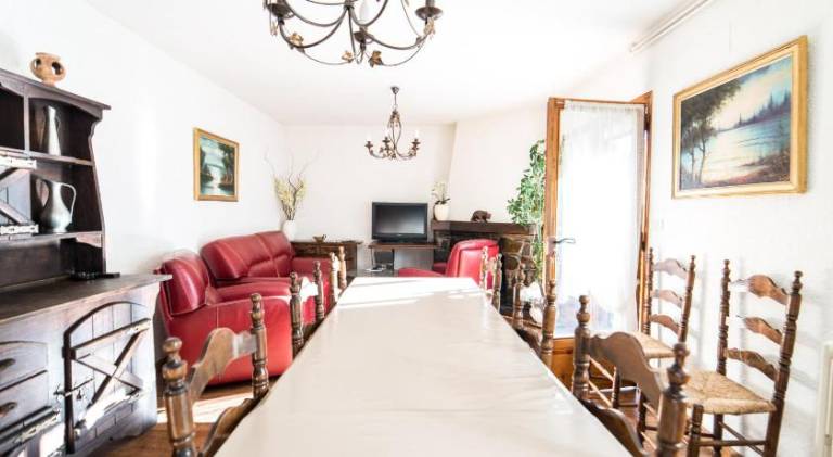 House with 6 rooms for 16 persons — photo 2