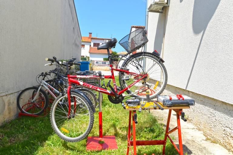 Rental apartment with terrace & barbeque — photo 2