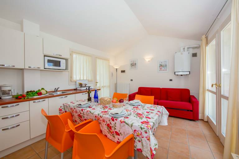 Family-friendly studio with terrace | Water view | Next to the beach | Pets are welcome — photo 5